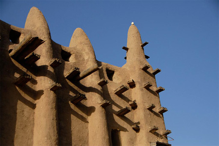 James Conlon | The Great Mosque of Djenne, South façade, exterior | image: 2008 | Djenne, Mali | for commercial use or publication, please contact: Media Center for Art History, Columbia University. Email: mediacenter at columbia dot 