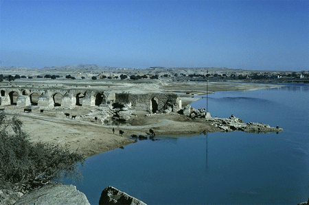 ordered by Shapur I | Dam and Bridge at Shushtar; c. 260 | Image and original data provided by Sheila S. Blair and Jonathan M. Bloom