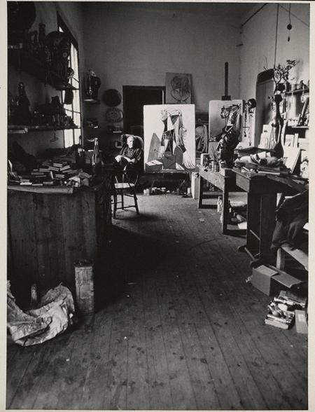 Caption: An interior of Picasso’s studio, circa 1949–70, Alexander Liberman. The Getty Research Institute, Los Angeles, (2000.R.19). © J. Paul Getty Trust.