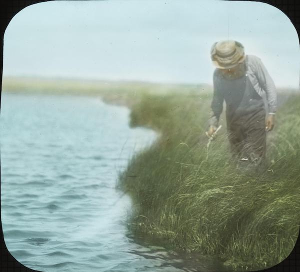 Herbert Keightley Job, Multiracial Man Hunting for Young Scaup, N. Manitoba, 1913